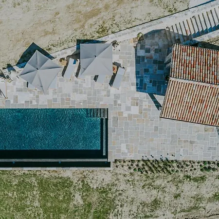 Luxury Estate With 6 Hectares Land Near Hilltop Town Motovun