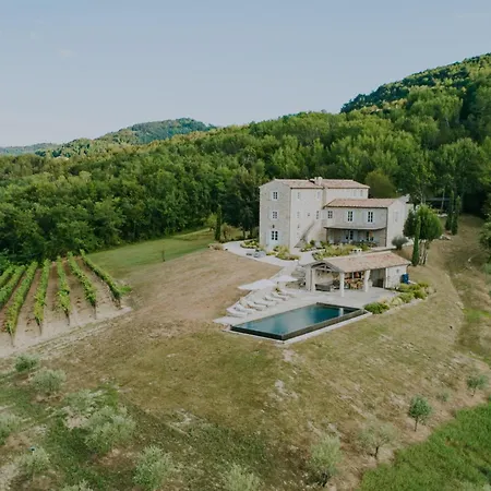 Luxury Estate With 6 Hectares Land Near Hilltop Town Motovun Villa Kaldir