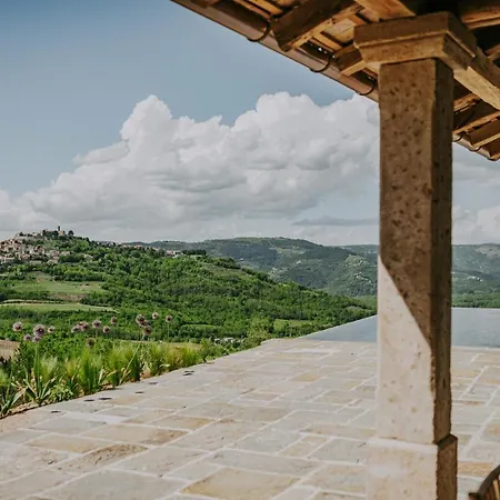 Luxury Estate With 6 Hectares Land Near Hilltop Town Motovun