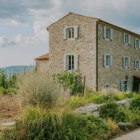 Luxury Estate With 6 Hectares Land Near Hilltop Town Motovun
